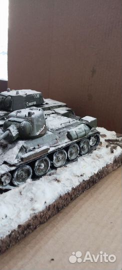 Диорама 1: 35 танки в поле