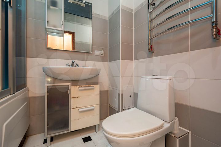 4-к. квартира, 144 м², 1/5 эт.
