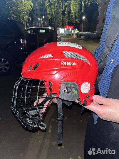 Шлем хоккейный