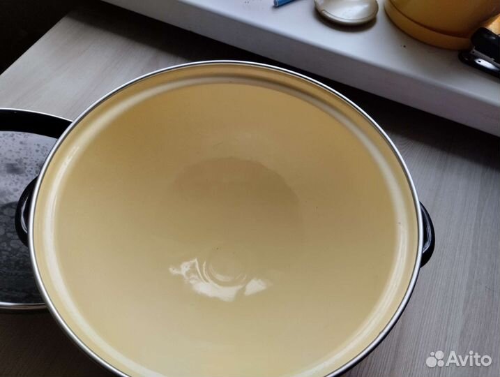 Кастрюля эмалированная СССР новая