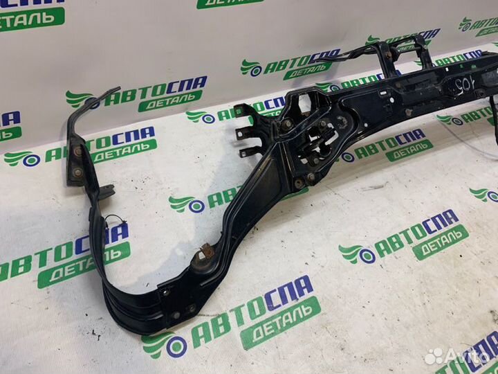 Планка радиаторов Mercedes Benz C-Class W203