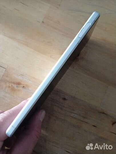 Телефон Sony xperia 1