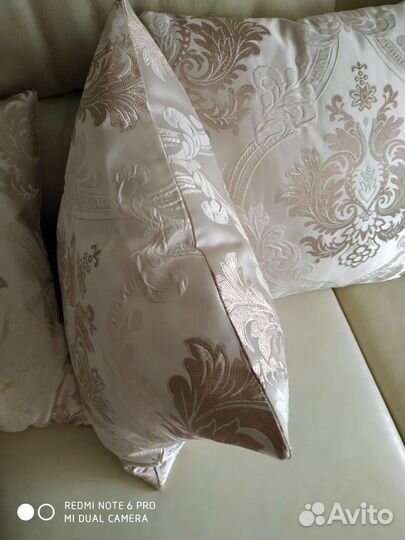 Подушки на диван