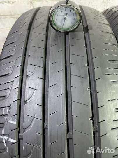 Goodyear EfficientGrip SUV 4x4 255/65 R17
