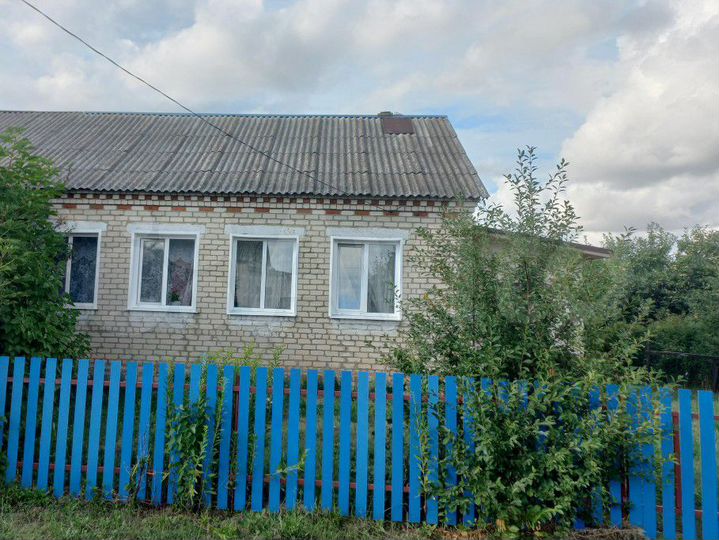 Дом 63 м² на участке 20 сот.