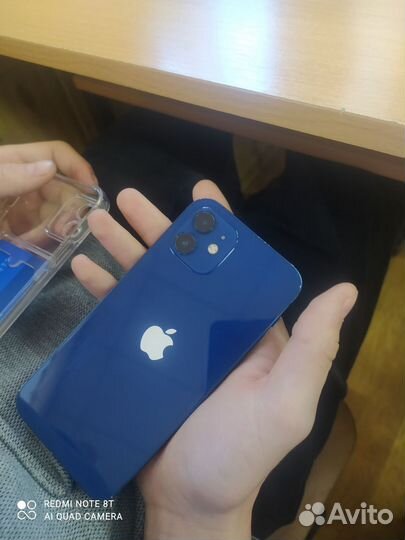 iPhone 12, 64 ГБ