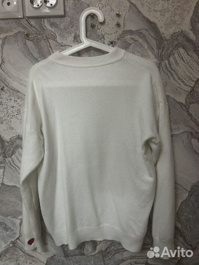 Свитер