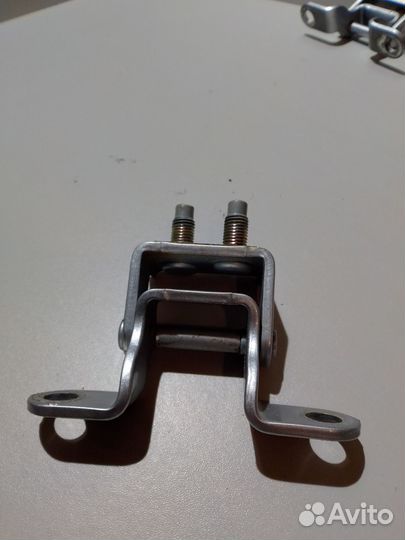 Петля двери/крышки багажника левая