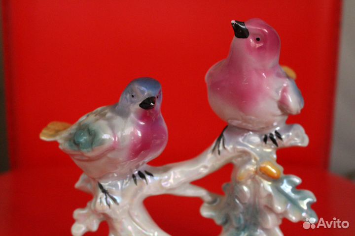 Фарфоровая статуэтка Снегири на ветке, Птицы Герма