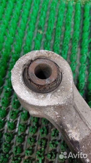 Рычаг задний поперечный верхний Nissan Qashqai J1