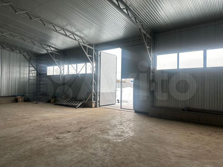 Склад, 250-972 м²