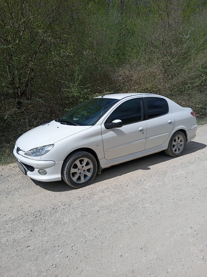 Peugeot 206: фото владельца