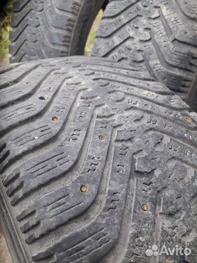 Goodyear UltraGrip 500 225/55 R16 95T