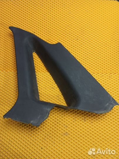 Обшивка задней правой стойки Lifan Breez