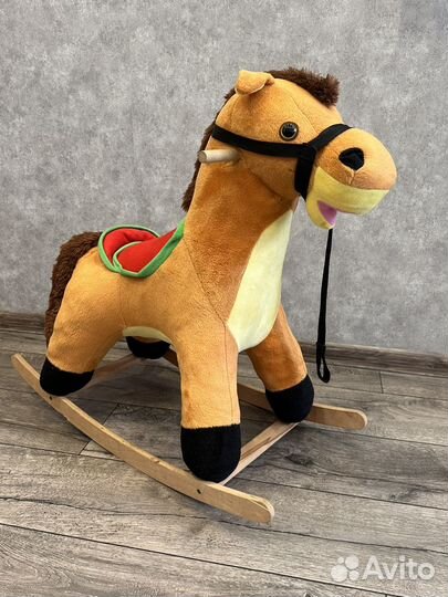 Качалка лошадь