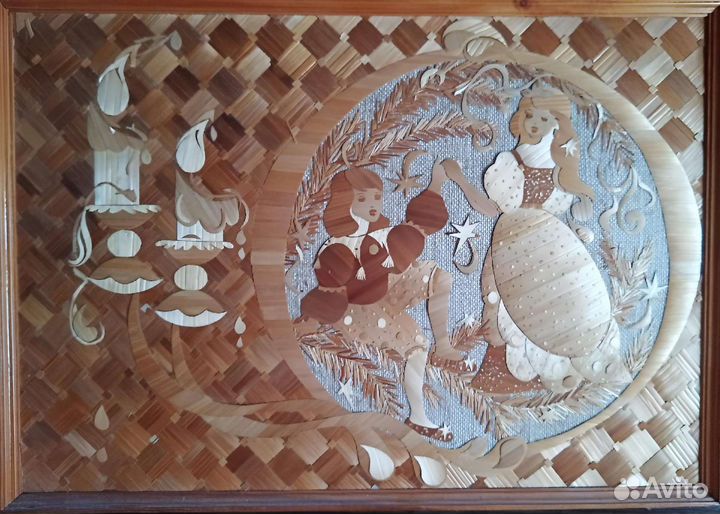 Панно из дерева