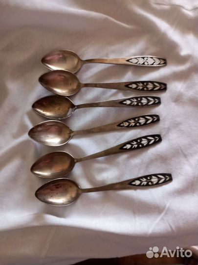 Мельхиоровые десертные ложки
