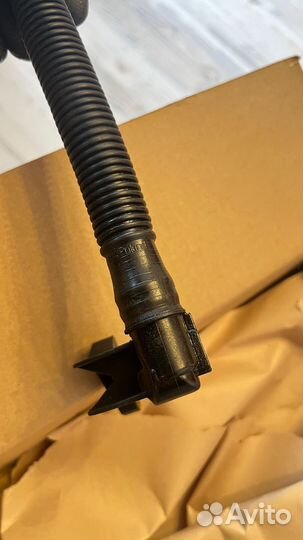 06L103213A вентиляционная трубка Audi a4