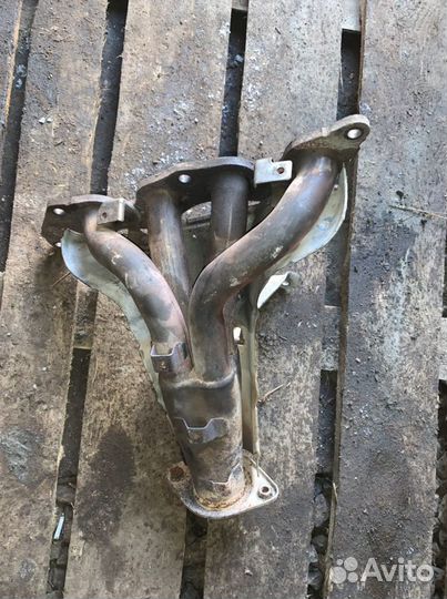 Выпускной коллектор Mazda 6 gg 1.8