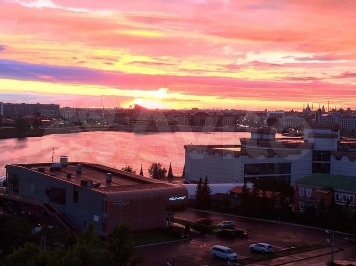 3-к. квартира, 145 м², 9/10 эт.