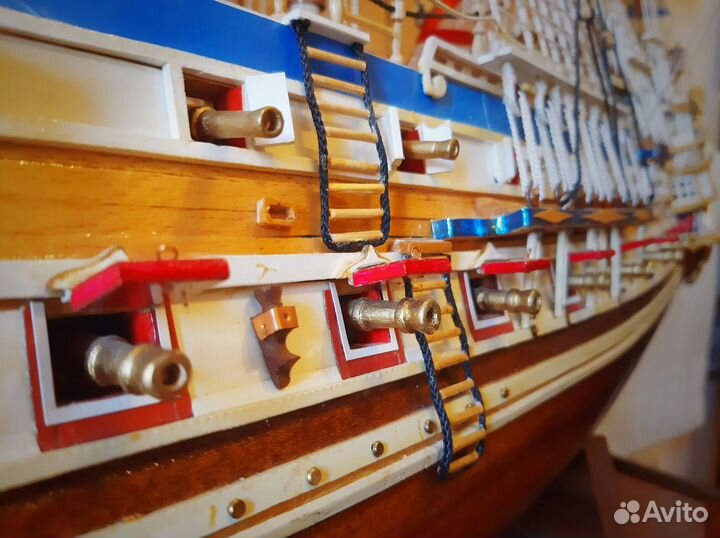Макет парусного корабля 
