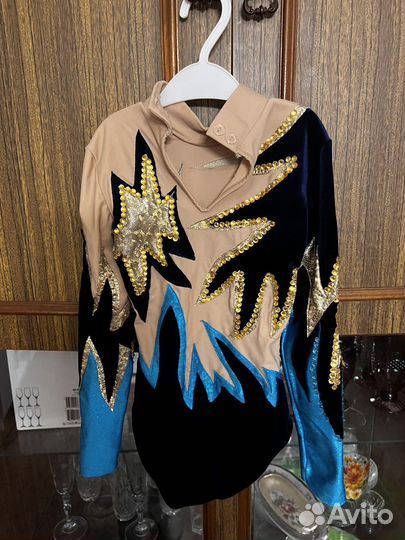 Продам купальник для художественной гимнастки