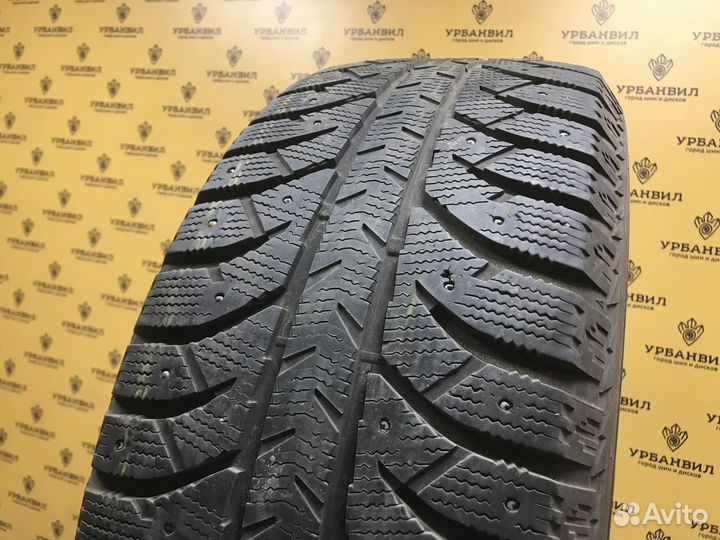 Bridgestone Ice Cruiser 7000 275/65 R17 119T