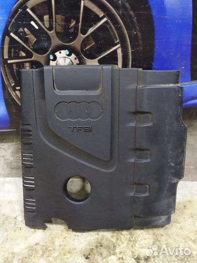 Крышка двигателя audi