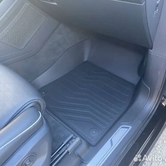 Коврики резиновые 3D LUX Volkswagen Touareg III