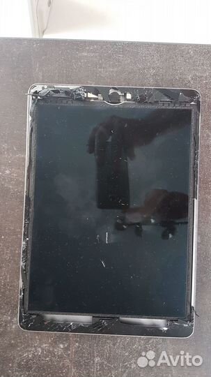 iPad A1822 на запчасти