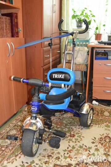 Велосипед трехколесный с крышей