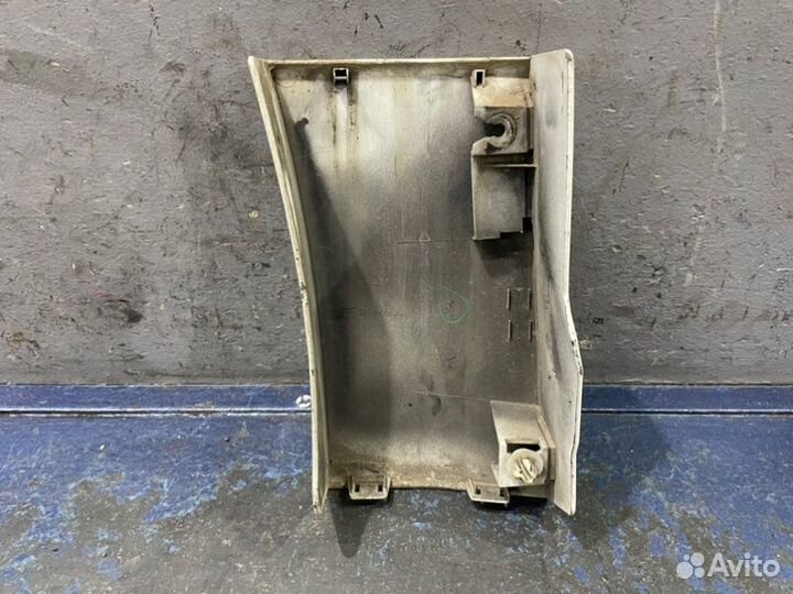 Накладка крыла правая Suzuki Grand Vitara 3 TD