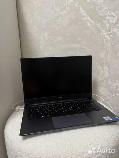 Ноутбук Huawei matebook d 14