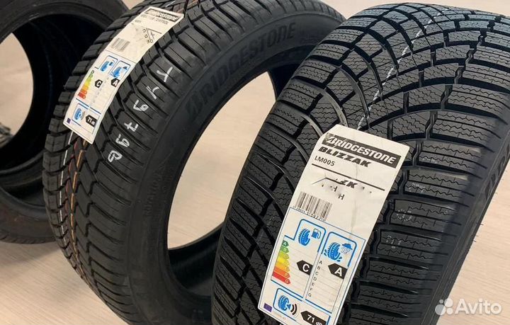 Bridgestone Blizzak LM-005 295/40 R21 111V