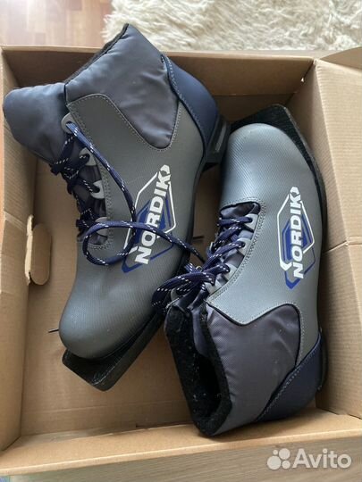 Лыжные ботинки, 40 размер