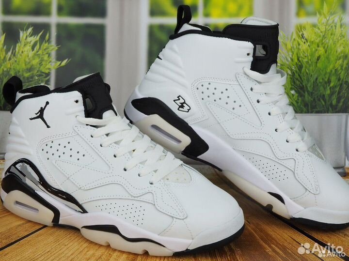 Кроссовок Nike Air Jordan Retro 6