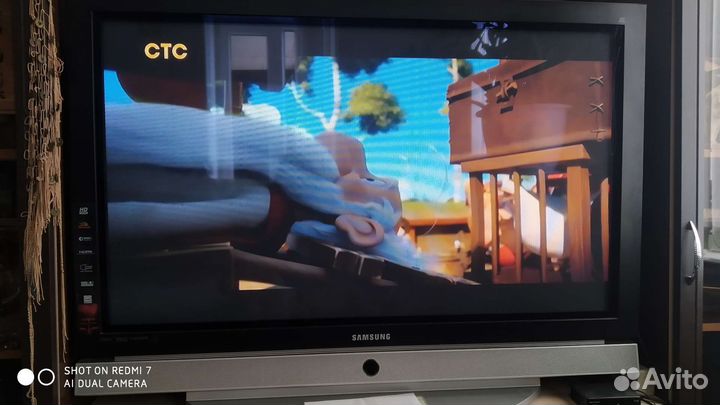Телевизор samsung
