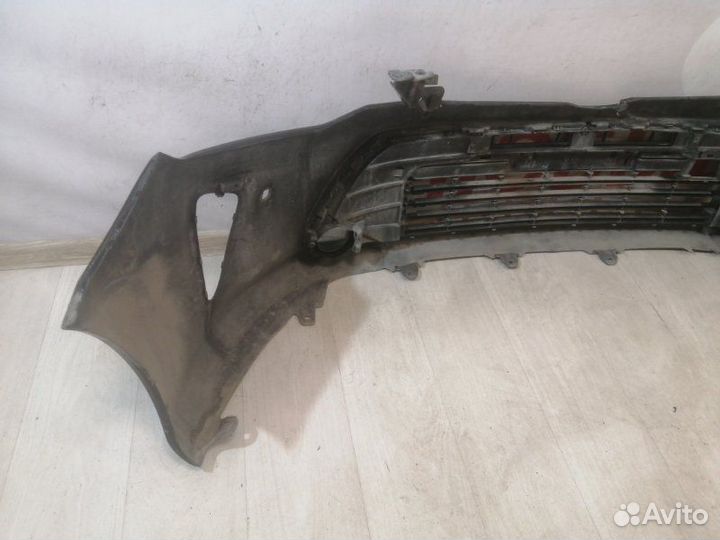 Бампер передний Toyota Camry V55 2013-2017