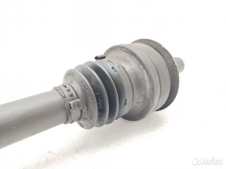Полуось (привод) задний левый Mercedes-Benz