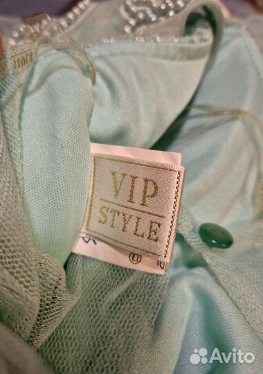 Вечернее платье в пол 42