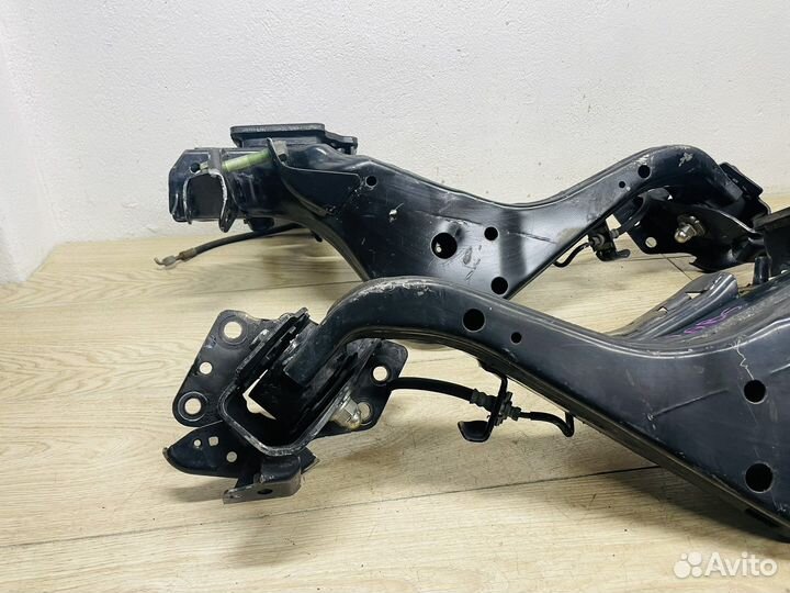 Рычаги задние продольные пара Nissan X-trail 31