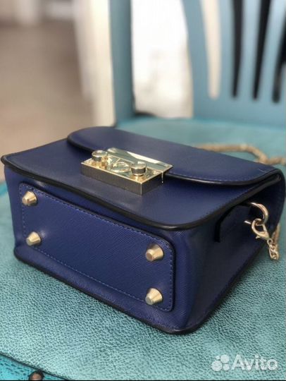 Сумка кросс боди натуральная кожа,dkny