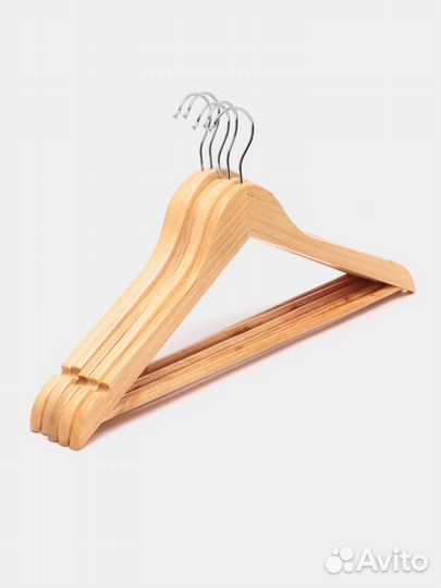 Вешалка деревянная