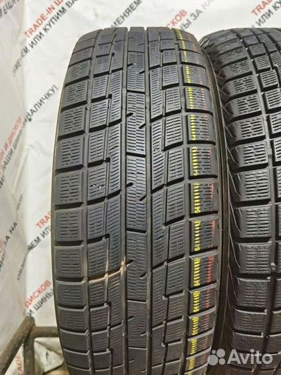 Yokohama Ice Guard IG30 215/60 R17 96M