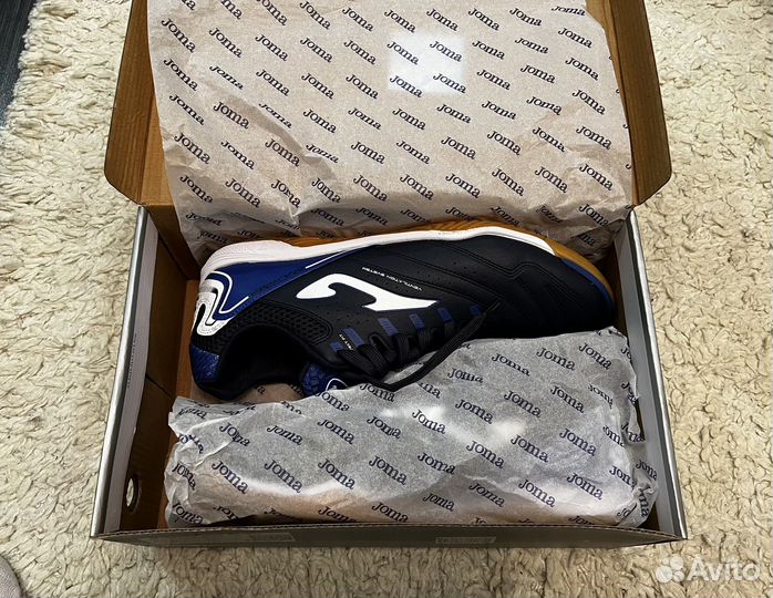 Кеды для футбола joma