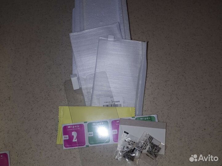 Стёкла защитные для Samsung и Huawei, чехол