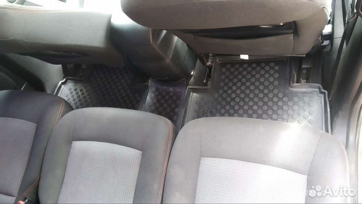 Пассажирские перевозки, такси, турпоездки 6 мест