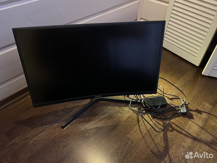 Монитор Samsung