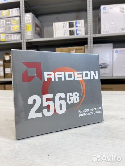 SSD накопитель AMD Radeon R5 R5SL256G 256Гб