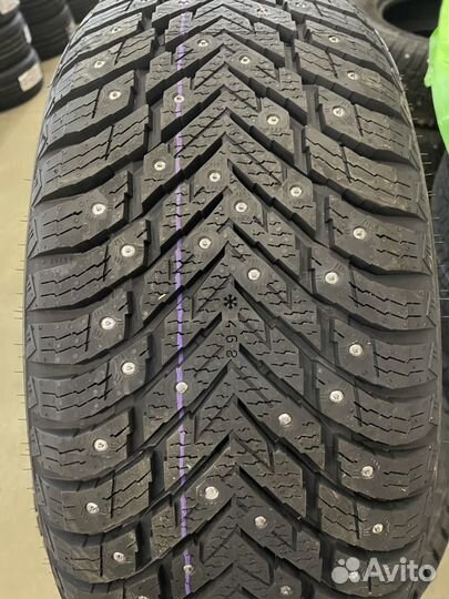 Nokian Tyres Hakkapeliitta 10p SUV 235/55 R18 104T